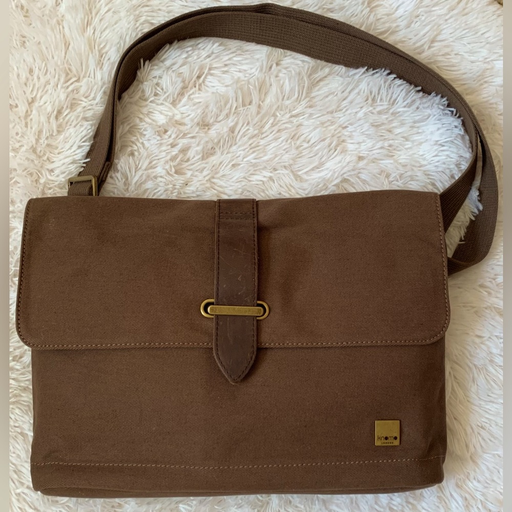 Knomo London Troon Fastens
Lock Flap Tote